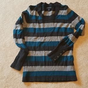 Women's sweater